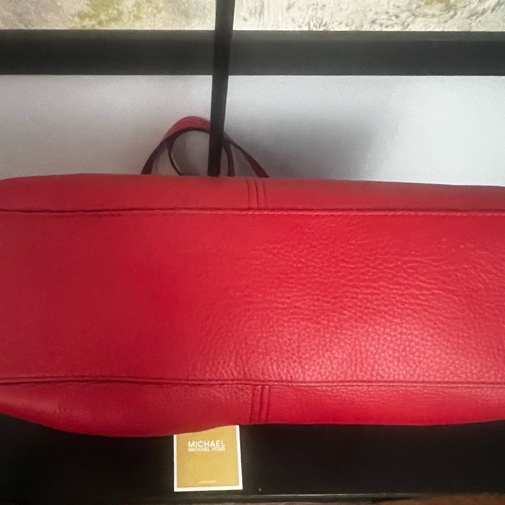 Michael Kors NWOT Lenox Pebble Crimson Red Leather Large Tote Bag - Picture 8 of 12